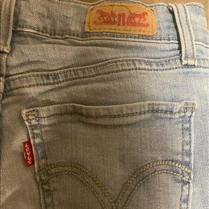 Levi’s 524 jeans